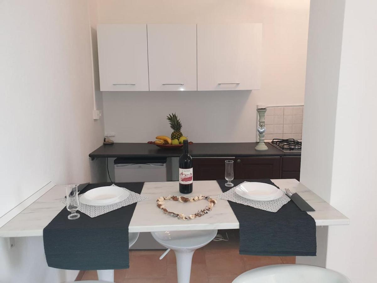 Holiday Apartaments Desenzano del Garda Exterior foto