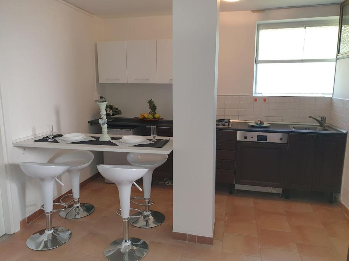 Holiday Apartaments Desenzano del Garda Exterior foto