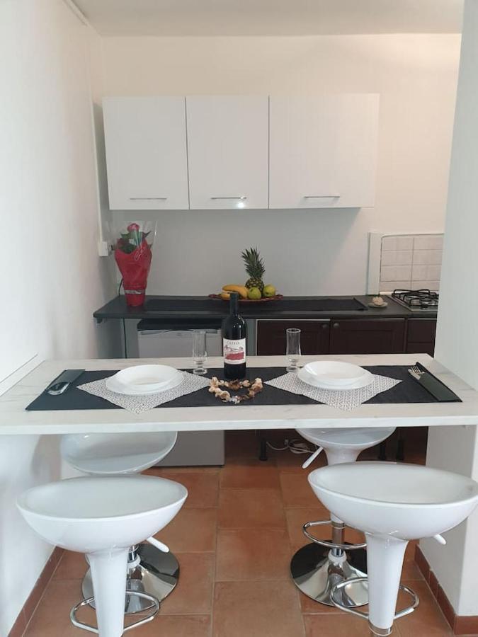 Holiday Apartaments Desenzano del Garda Exterior foto